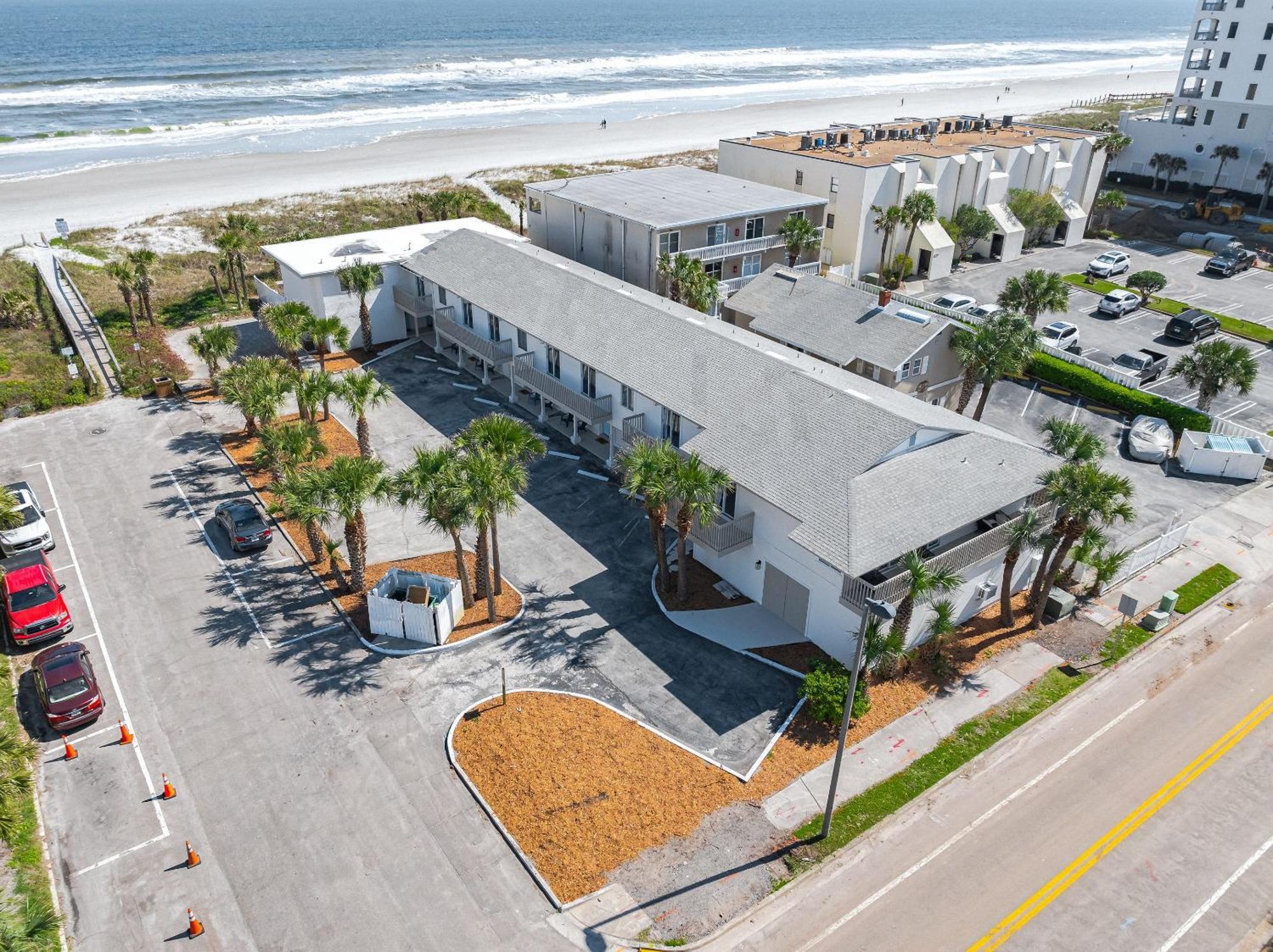 Sea La Vie Beach Oceanfront Patio Pet Friendly Jacksonville Beach Bagian luar foto